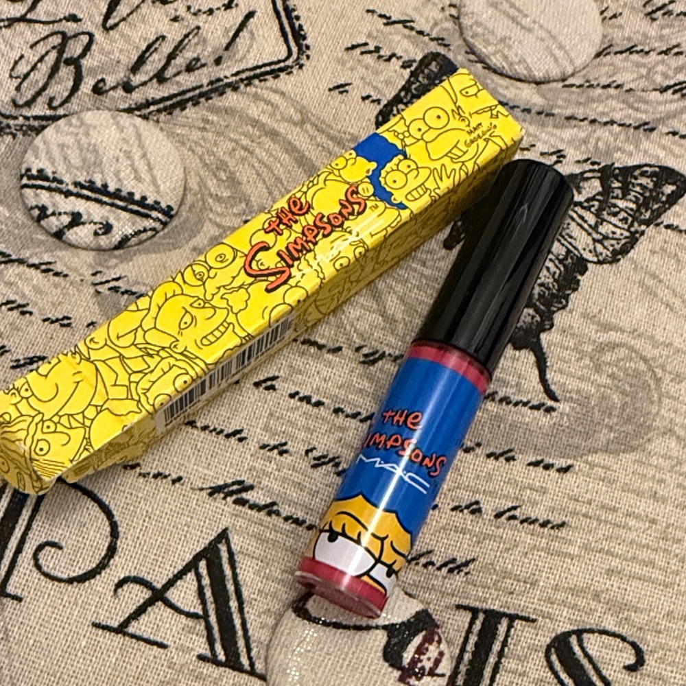 MAC Cosmetics The Simpsons Lip Gloss - Pink
